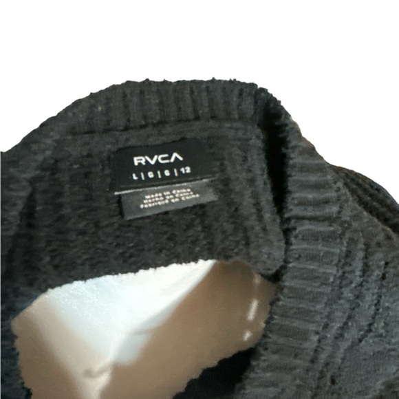 Cable Knit Crewneck Sweater by RVCA, Cropped, Sz Large, Zippers on Sides, Black - Picture 4 of 12